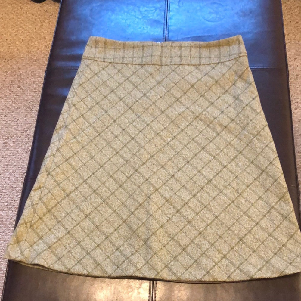 Smart Set olive green diamond pattern lined skirt